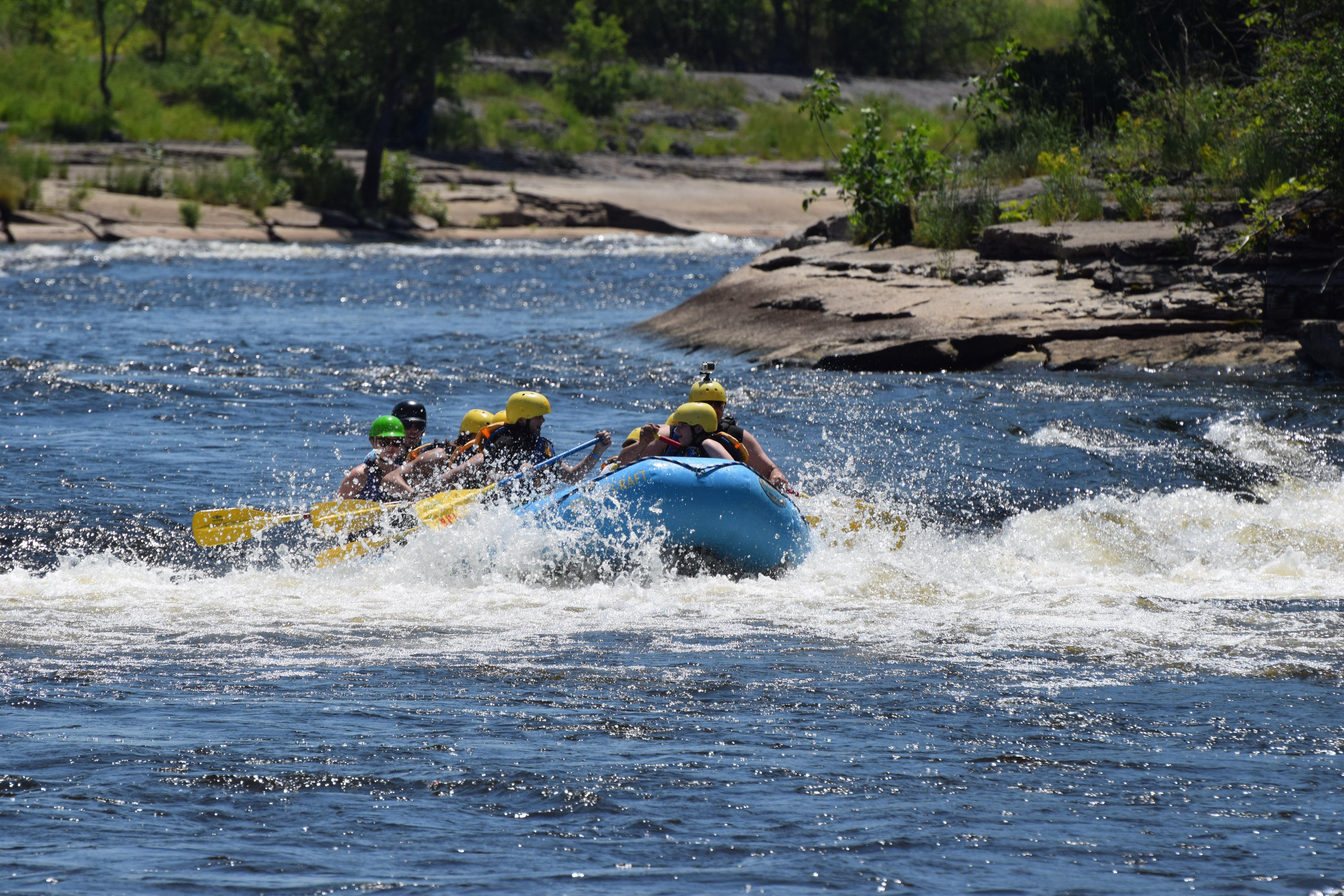 Holiday Inn Express Hotel & Suites Watertown - Thousand Islands By Ihg Buitenkant foto