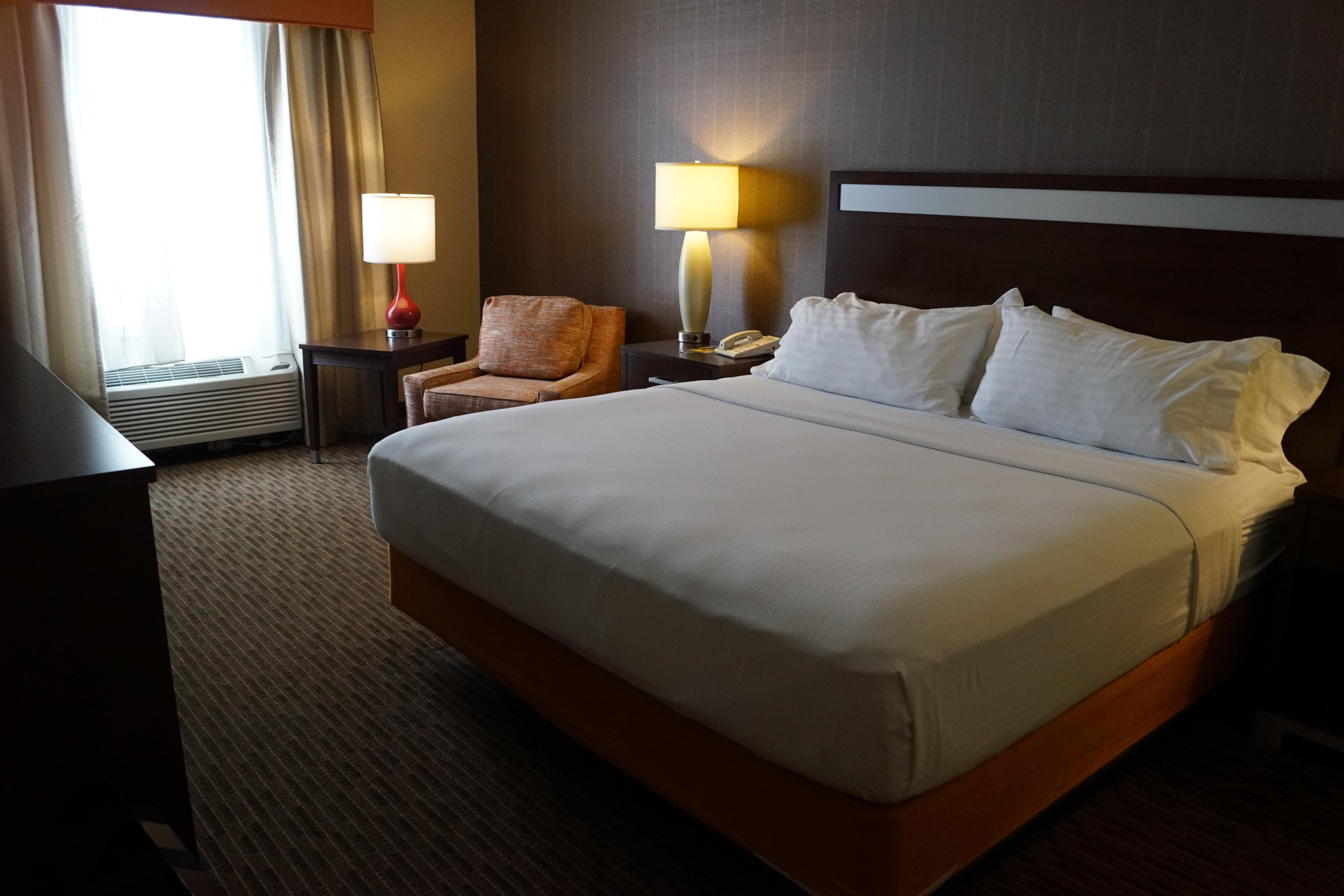 Holiday Inn Express Hotel & Suites Watertown - Thousand Islands By Ihg Buitenkant foto