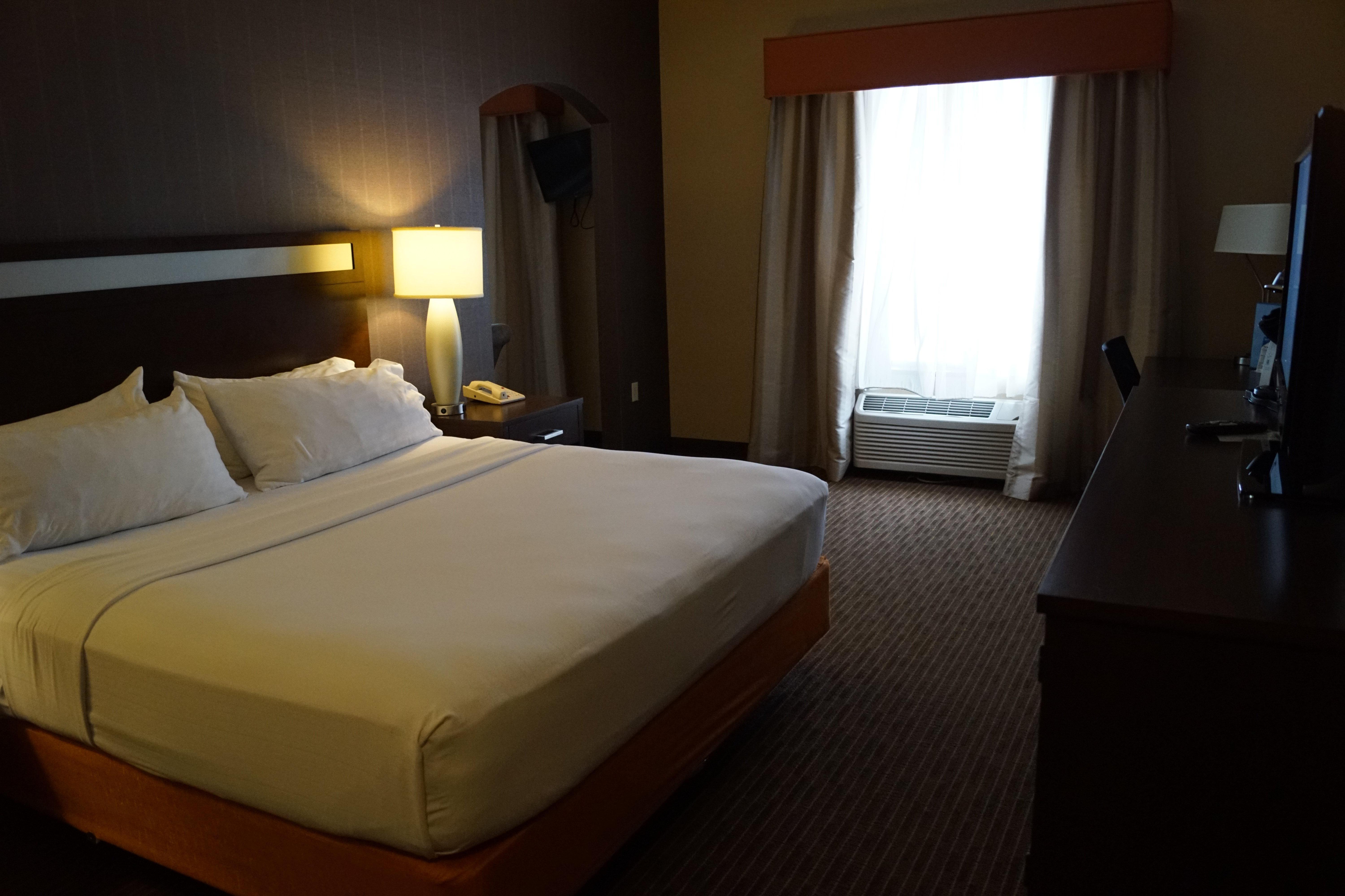 Holiday Inn Express Hotel & Suites Watertown - Thousand Islands By Ihg Buitenkant foto